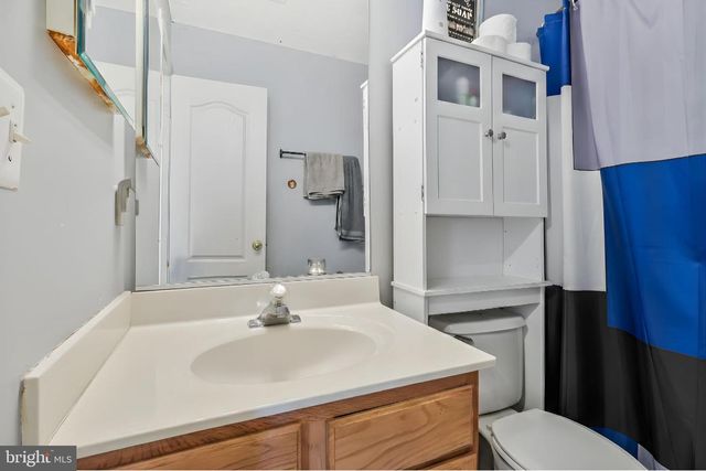 2304 LEYTON CT, Waldorf, MD 20603