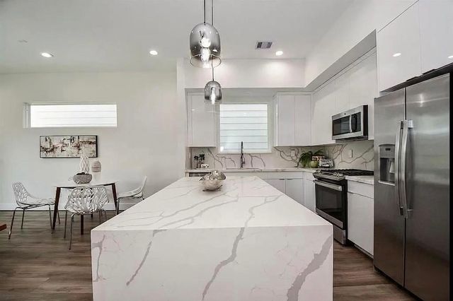 3609 Dennis Street, Houston, TX 77004