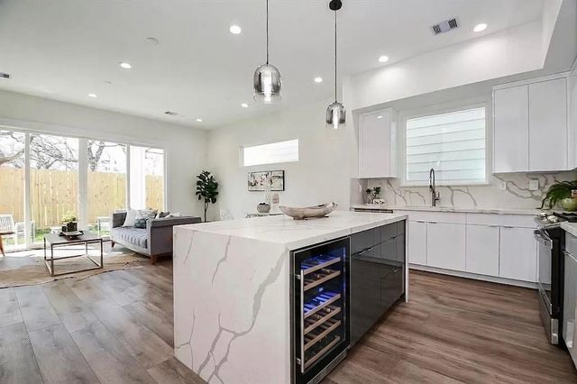 3609 Dennis Street, Houston, TX 77004