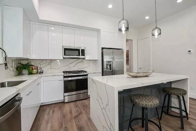 3609 Dennis Street, Houston, TX 77004