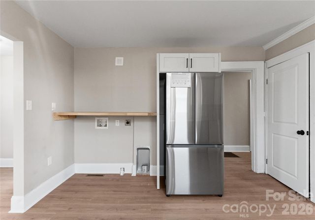 234 S Ervin Avenue, Newton, NC 28658