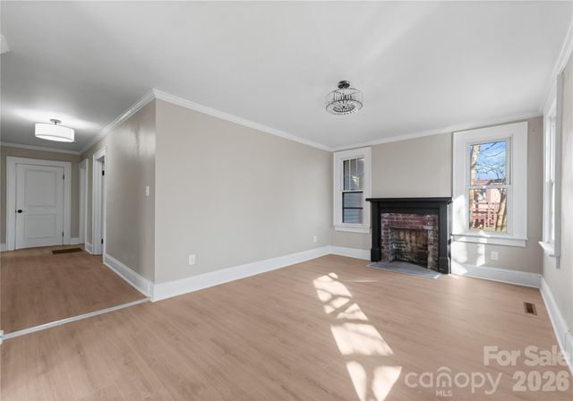 234 S Ervin Avenue, Newton, NC 28658