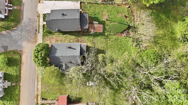 234 S Ervin Avenue, Newton, NC 28658