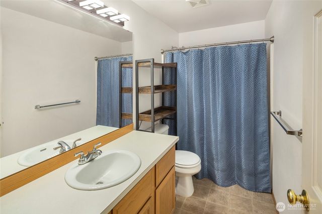 5010 Highland Drive SE, Auburn, WA 98092