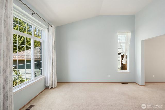 5010 Highland Drive SE, Auburn, WA 98092