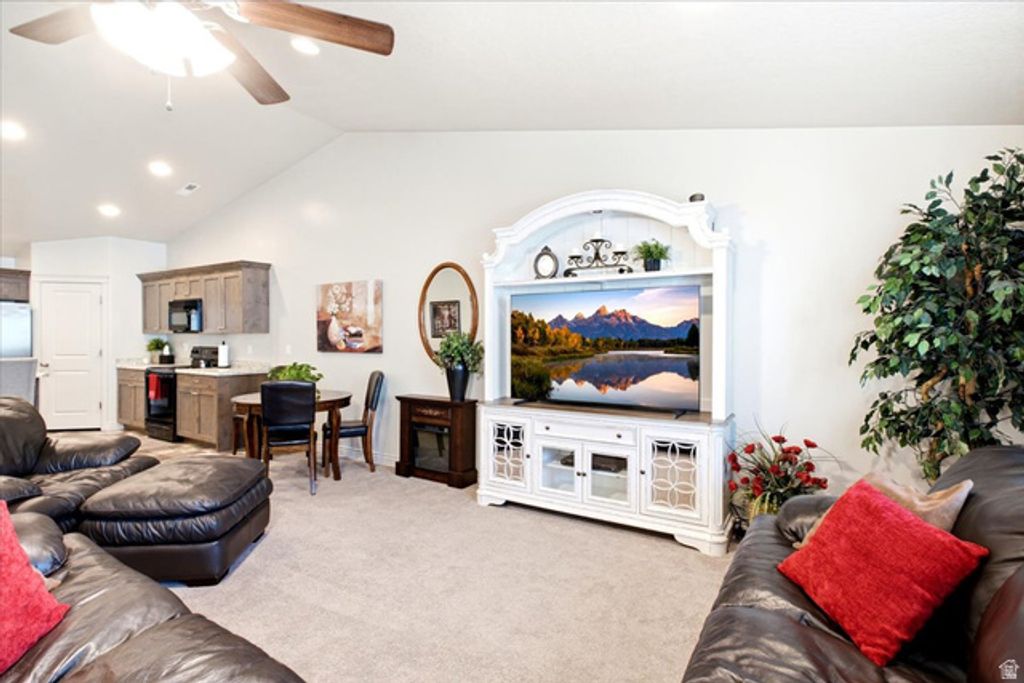 478 W HYDE PARK LN, Kaysville, UT 84037 — photo 2