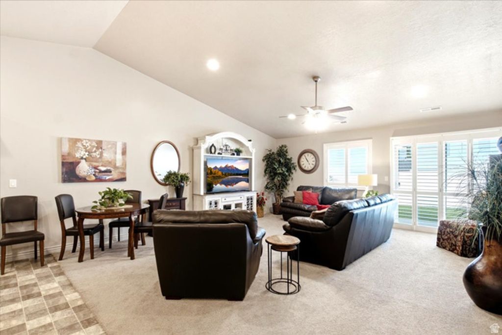 478 W HYDE PARK LN, Kaysville, UT 84037 — photo 3