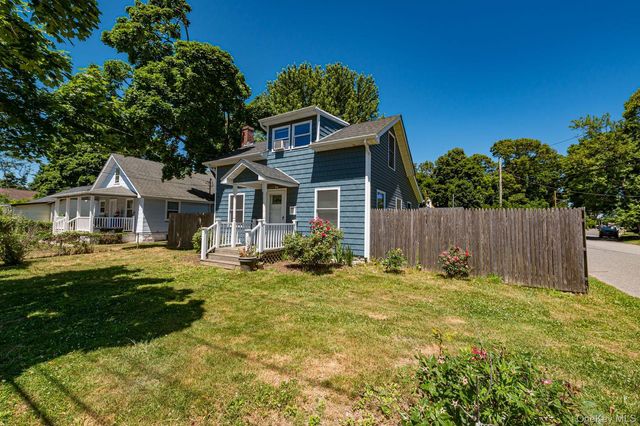 35 Oakland Avenue, Port Jefferson, NY 11776