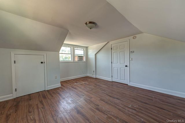 35 Oakland Avenue, Port Jefferson, NY 11776