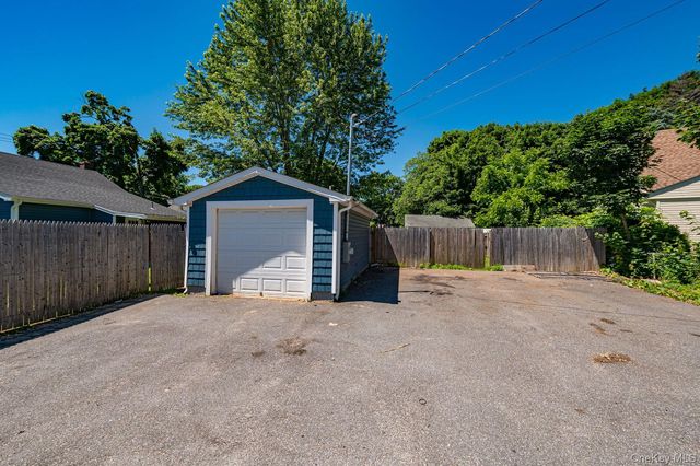 35 Oakland Avenue, Port Jefferson, NY 11776