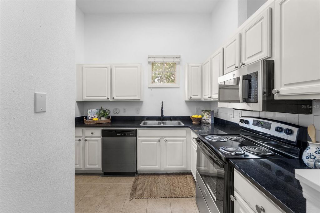 Image 18 of property listing at 501 KNIGHTS RUN AVENUE 6101, Tampa, FL 33602