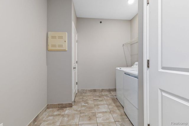 45738 UTICA PARK Boulevard, Utica, MI 48315