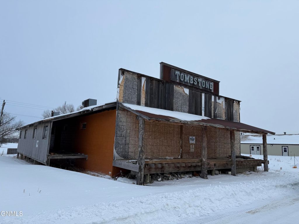 300 Main Street, Stanley, ND 58784