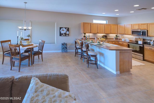 2167 S Via Vespucci, Green Valley, AZ 85614