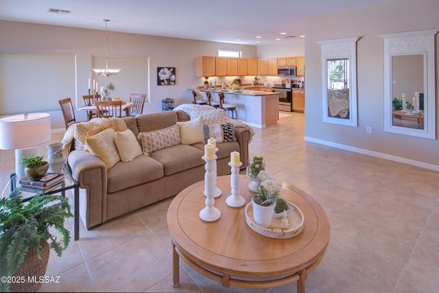 2167 S Via Vespucci, Green Valley, AZ 85614