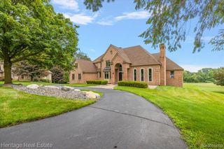 2564 Hemlock Court, Oxford, MI 48370