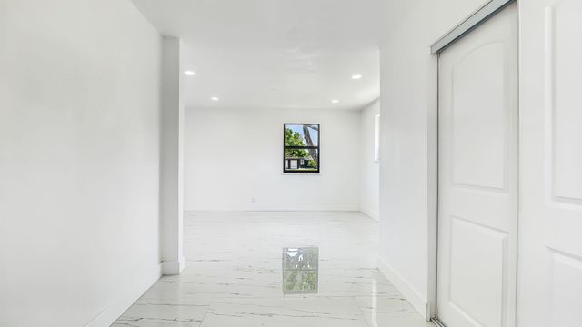 118 NEWTON Road, West Park, FL 33023