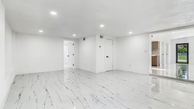 118 NEWTON Road, West Park, FL 33023