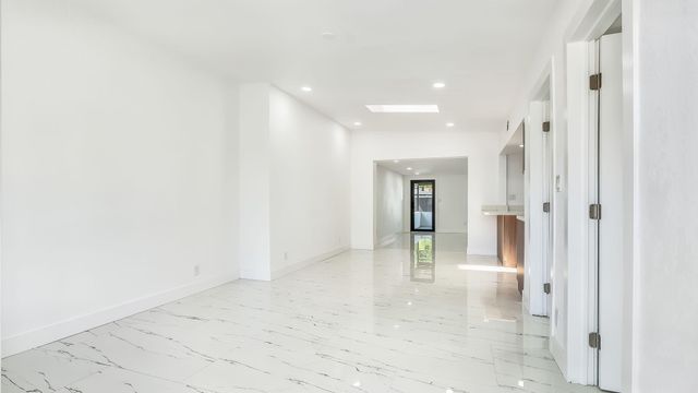 118 NEWTON Road, West Park, FL 33023