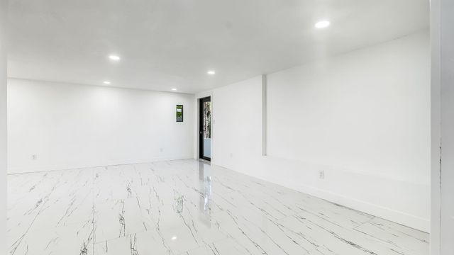 118 NEWTON Road, West Park, FL 33023