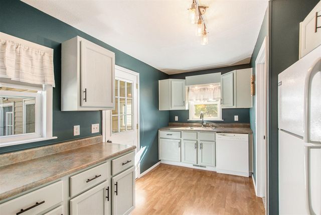 885 Eugene Avenue, Norton Shores, MI 49441