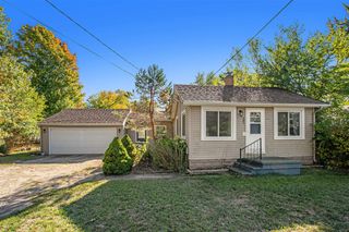 885 Eugene Avenue, Norton Shores, MI 49441