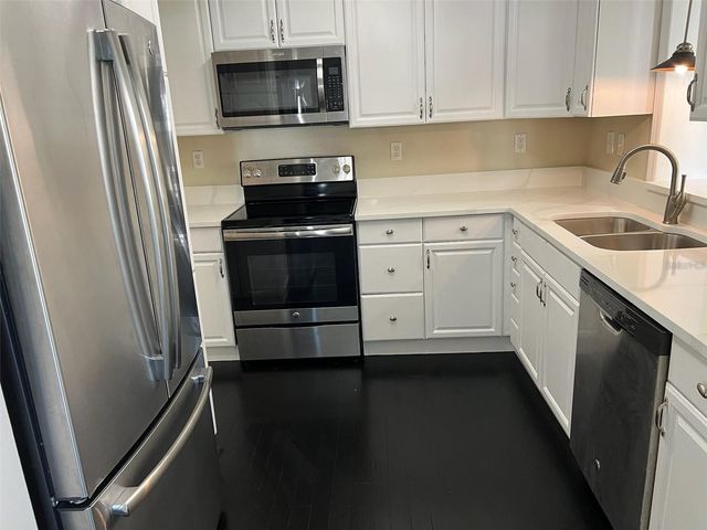 4122 W EMPEDRADO STREET, Tampa, FL 33629