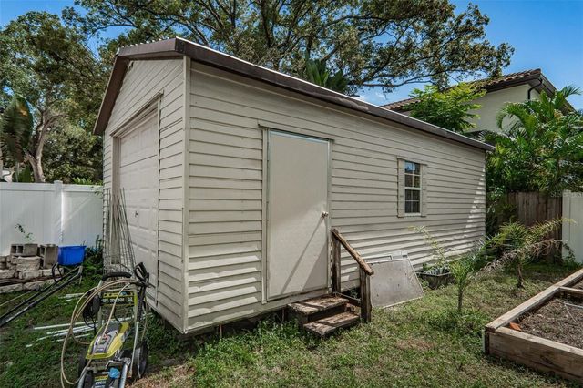 4122 W EMPEDRADO STREET, Tampa, FL 33629