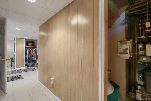 16 Hamilton Drive, Hopewell Junction, NY 12533