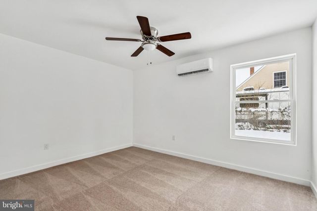 336 LARCH RD, Mount Laurel, NJ 08054