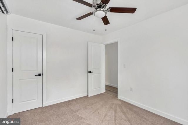 336 LARCH RD, Mount Laurel, NJ 08054