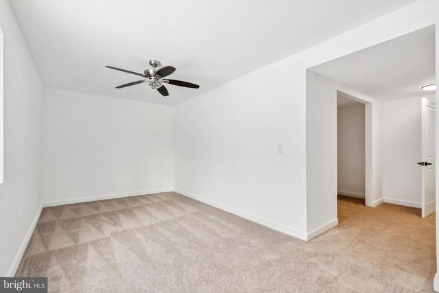 336 LARCH RD, Mount Laurel, NJ 08054