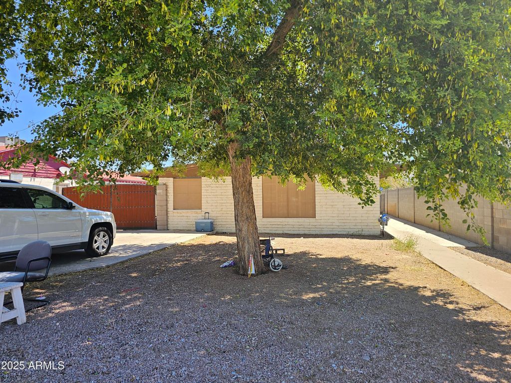 335 S LESUEUR Street, Mesa, AZ 85204