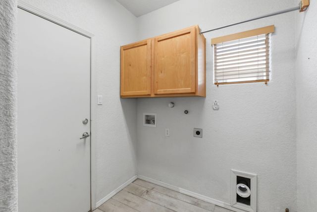 1424 Montiano Loop SE, Rio Rancho, NM 87124