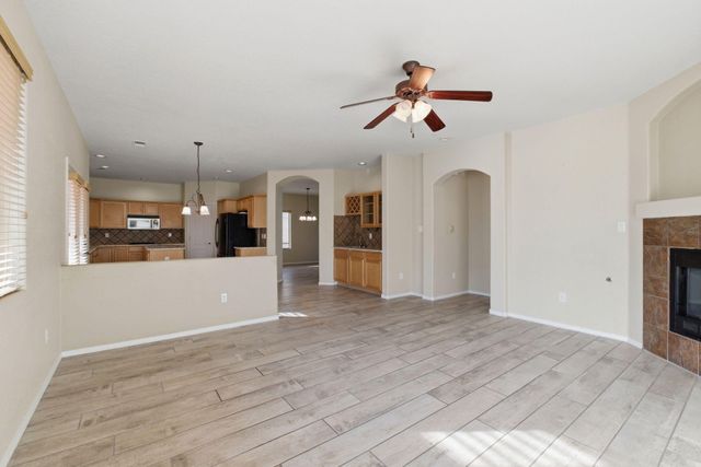 1424 Montiano Loop SE, Rio Rancho, NM 87124