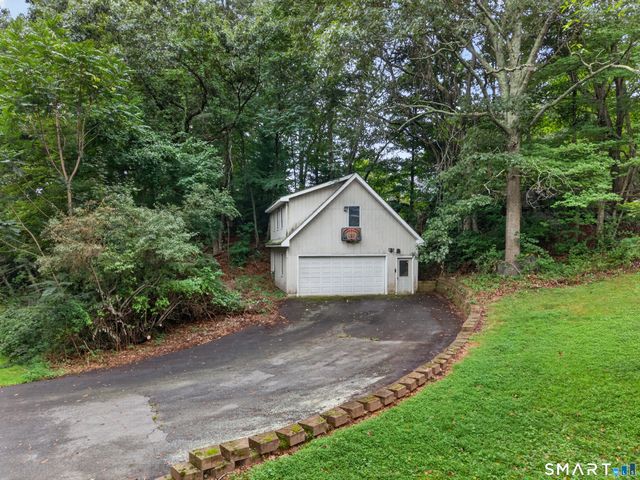 61 Springbrook Road, Old Saybrook, CT 06475