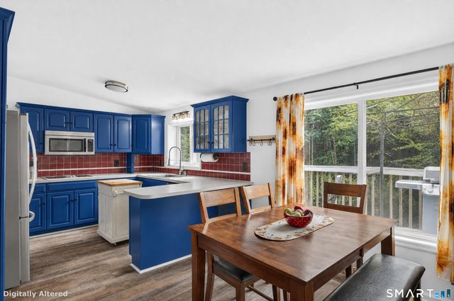 61 Springbrook Road, Old Saybrook, CT 06475