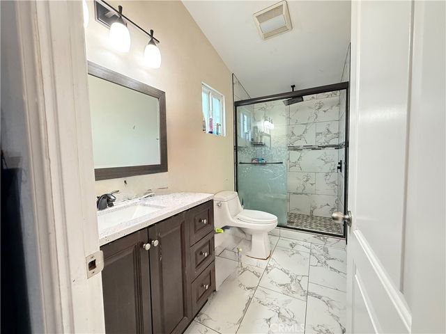 16079 Yarnell B1, Rancho Cascades, CA 91342