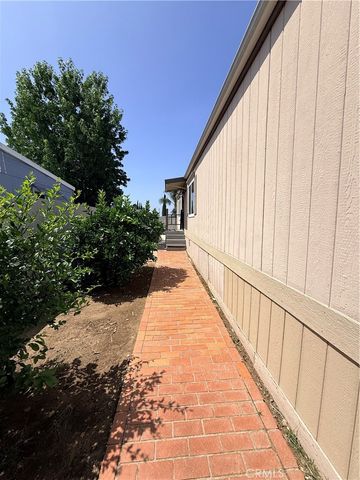 16079 Yarnell B1, Rancho Cascades, CA 91342