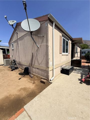 16079 Yarnell B1, Rancho Cascades, CA 91342