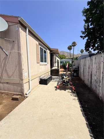 16079 Yarnell B1, Rancho Cascades, CA 91342