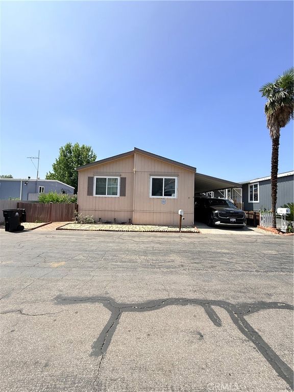 16079 Yarnell B1, Rancho Cascades, CA 91342