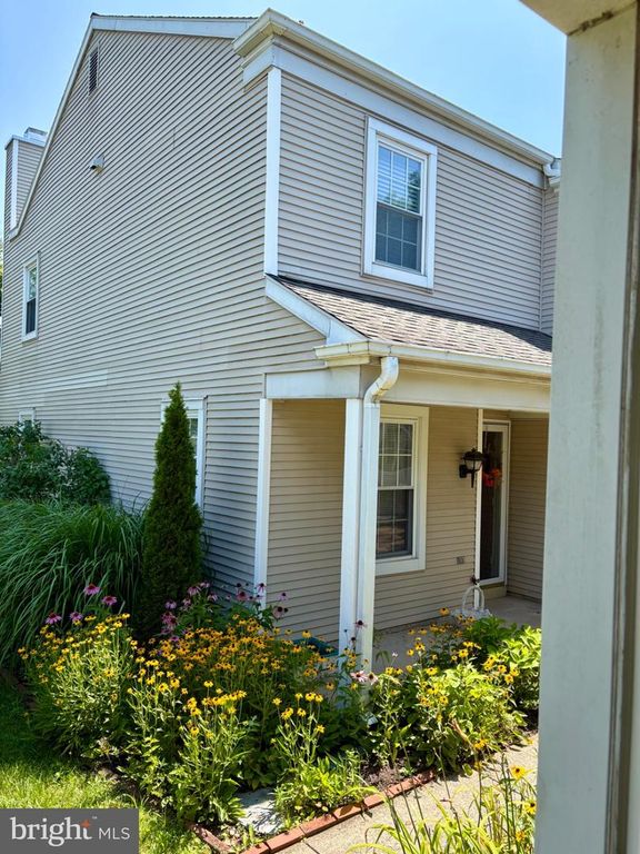 1520 CAMBRIDGE CT, Palmyra, PA 17078