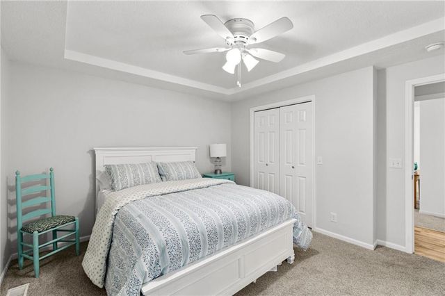 2108 Glenside Road, Kearney, MO 64060