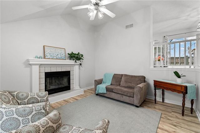 2108 Glenside Road, Kearney, MO 64060