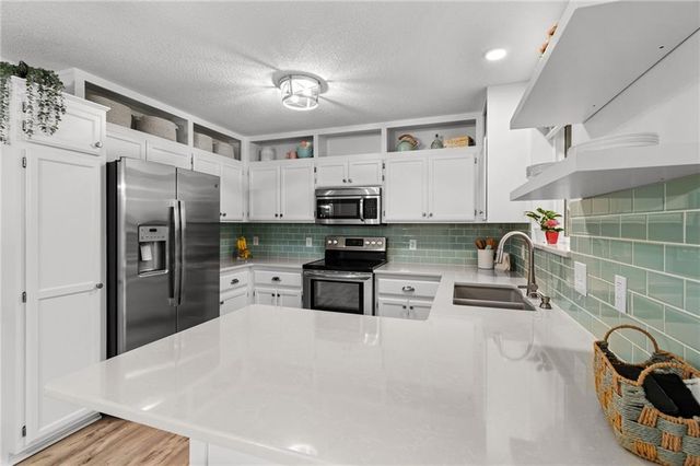2108 Glenside Road, Kearney, MO 64060