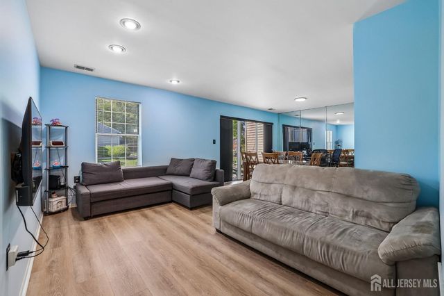114 Blake Court, Old Bridge, NJ 08857