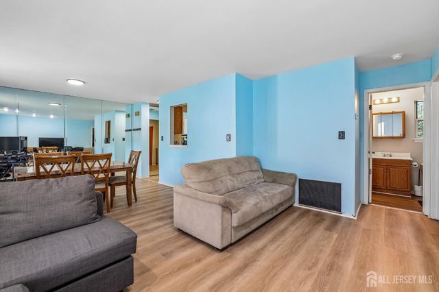 114 Blake Court, Old Bridge, NJ 08857