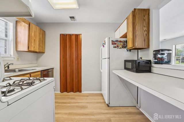 114 Blake Court, Old Bridge, NJ 08857
