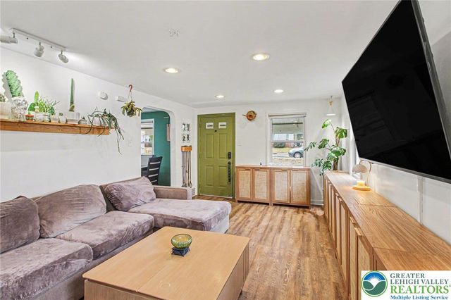 124 Belmont Avenue, Other Pa Counties, PA 19033